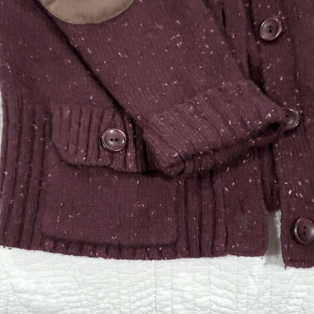 Sweater - Picture 2 of 3